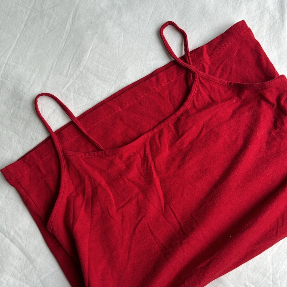 Red Basic Time And Tru Tank - Picture 5 of 5